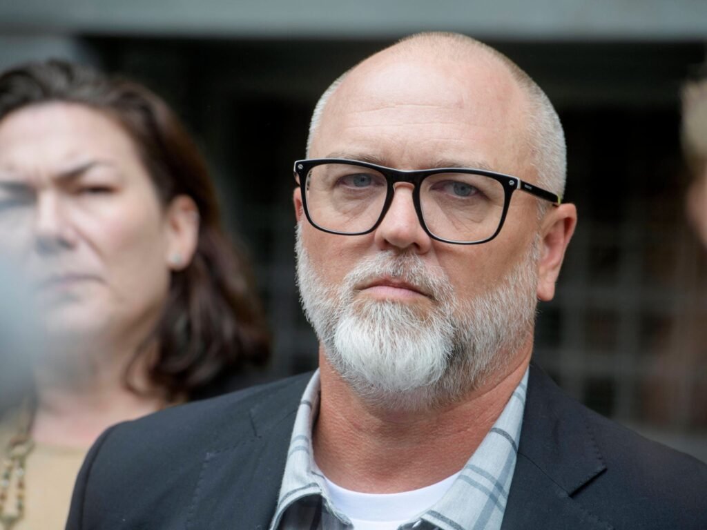 Trump administration to drop charges against US veteran who burned flag