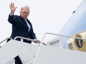 Trump ameaça implantar ICE em aeroportos em meio à paralisação da Segurança Interna