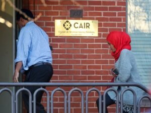 Grupo de direitos civis dos EUA documenta ‘amplo ataque à vida muçulmana’ em 2025