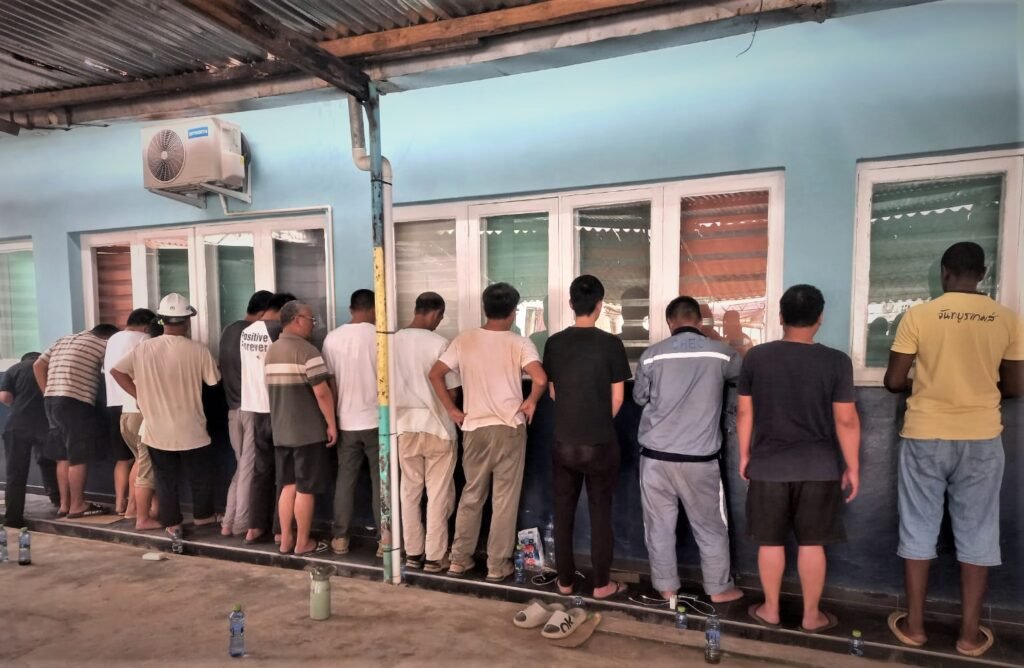 Detidos 15 cidadãos estrangeiros ilegais em...