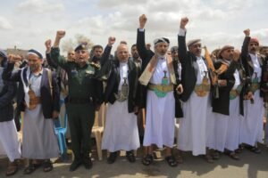 Houthis do Iêmen lançam ataque com mísseis contra Israel enquanto a guerra com o Irã se intensifica