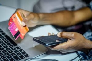 INCLUINDO FERIADOS E FINS-DE-SEMANA:…