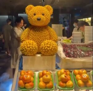 Amigos estrangeiros experimentam um spa na China: um novo sabor chinês.