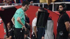 FIFA selecciona árbitros brasileiros para a próxima Copa e reforça presença sul-americana na arbitragem internacional