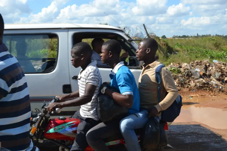 GOVERNO PASSA RESPONSABILIDADE DOS MOTOTÁXIS AOS MUNICÍPIOS APÓS TENSÃO NO SECTOR