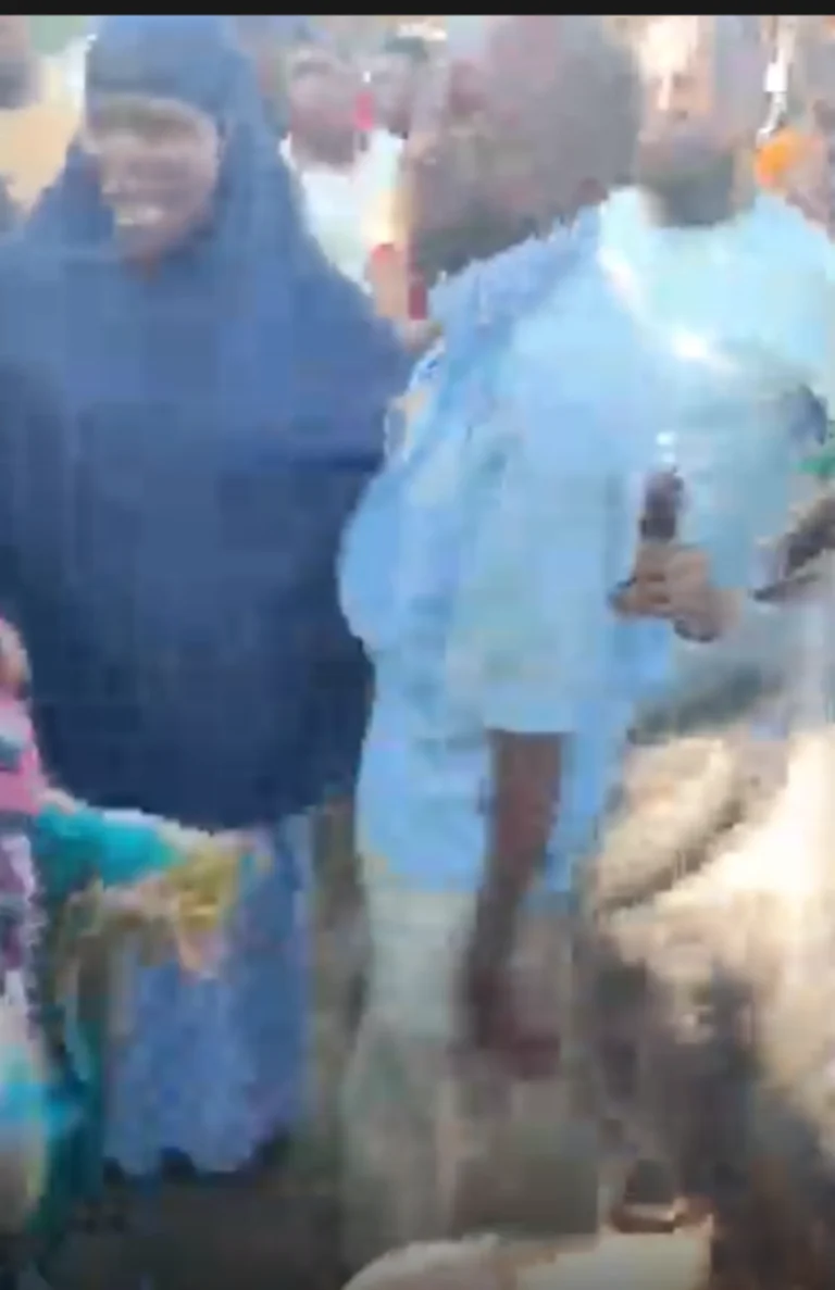 SUSPEITA DE FEITIÇARIA GERA PÂNICO EM MOCÍMBOA DA PRAIA E TERMINA EM AGRESSÃO A IDOSO