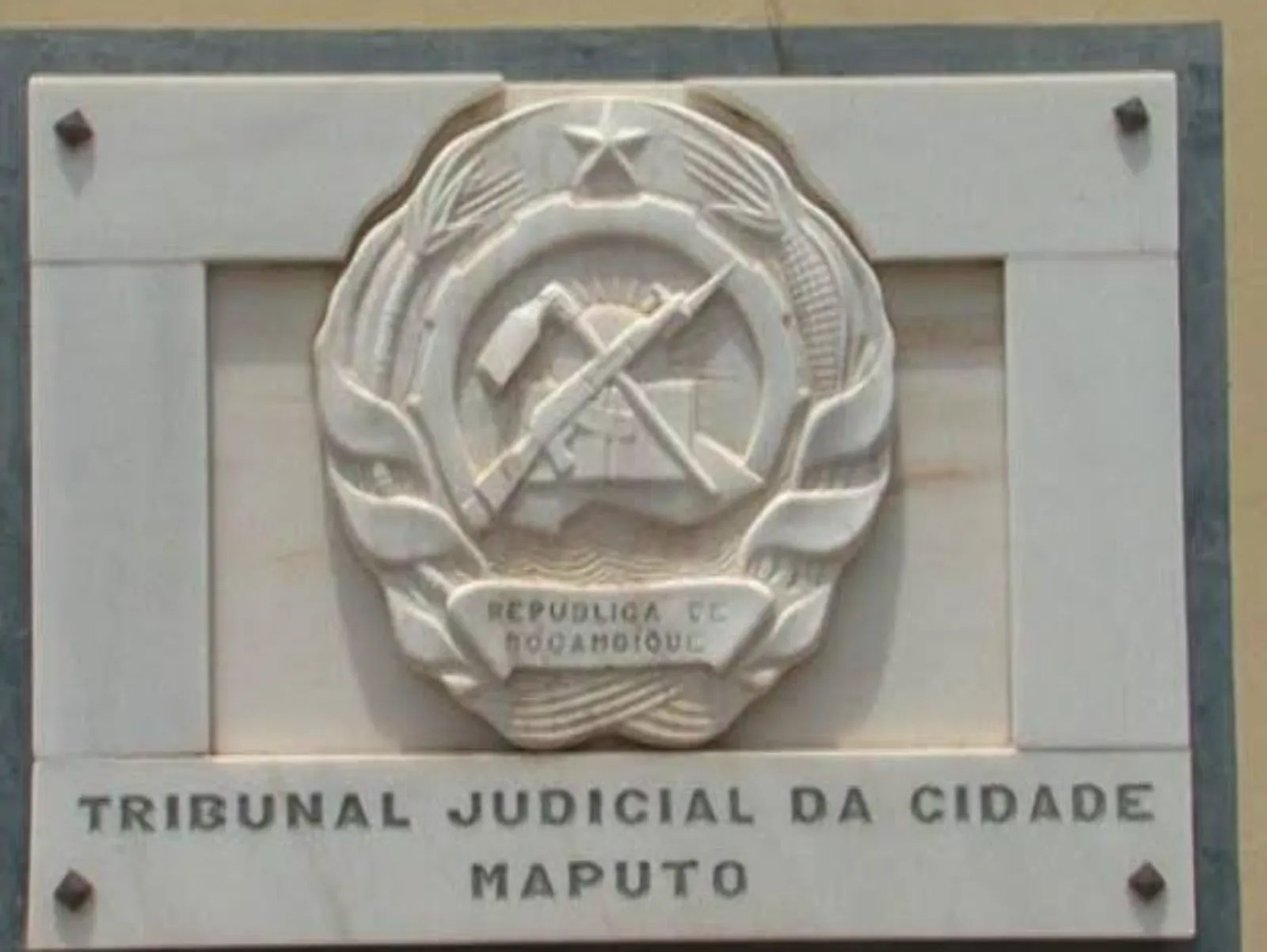 Juiz decreta prisão preventiva de funcionários das Finanças por esquema de extorsão no Tesouro