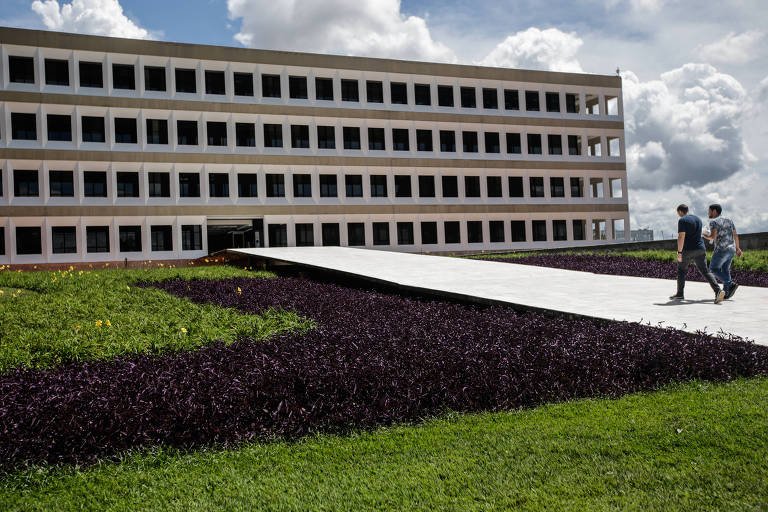 TCU exige transparência em fundos que executam políticas públicas fora do Orçamento