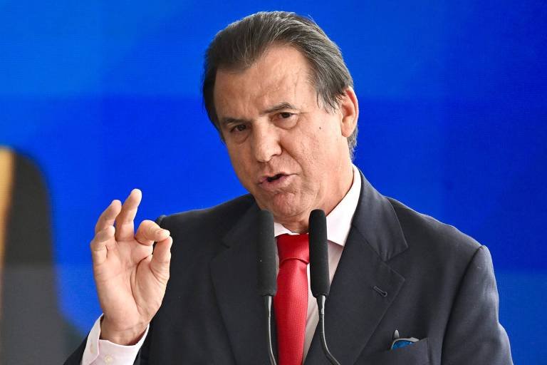 Brasil abre 85 mil vagas de trabalho formal em abril, pior resultado desde 2020, diz Caged