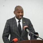 Conselho de Ministros de Moçambique durante sessão que aprovou reformas nas aquisições públicas e sector de estradas.