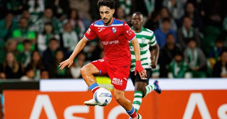 Mercado Gil Vicente: Luís Esteves já deixou Barcelos e conta dos galos engorda