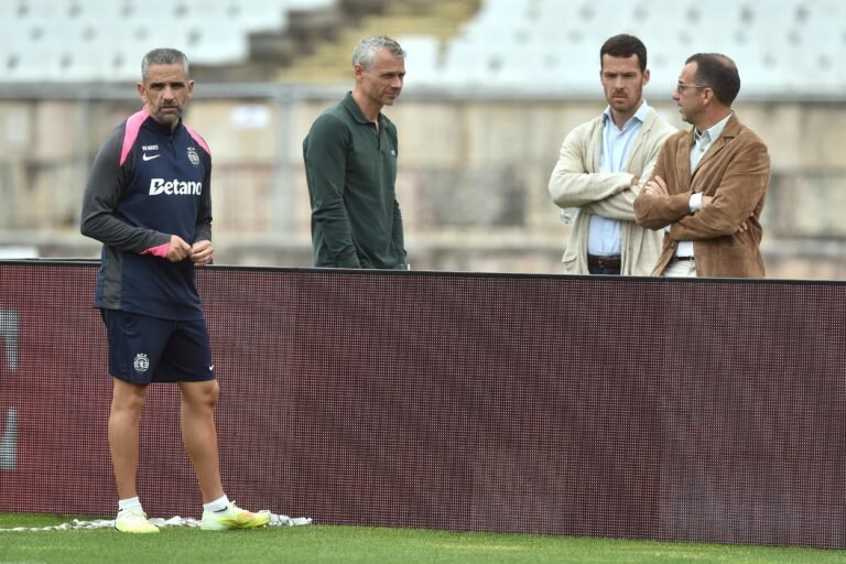 Tudo o que ainda falta ao Sporting atacar no mercado