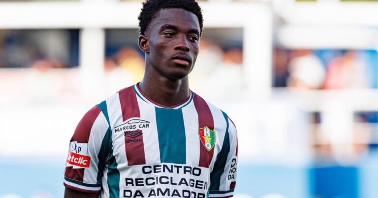 Mercado Estrela da Amadora: jovem extremo já tem futuro definido