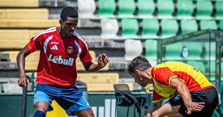 Rio Ave: muita juventude para Sotiris Silaidopoulos