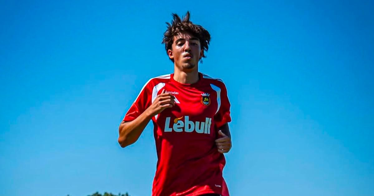 Rio Ave: Sotiris tem 'menino' ex-Benfica de pé quente
