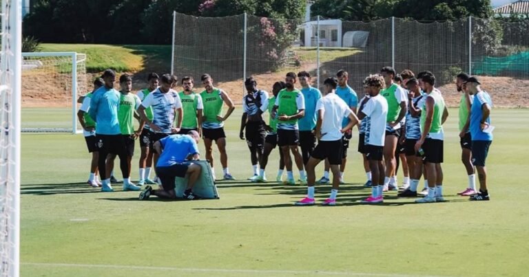 Académico de Viseu: rei das assistências diz que «Bruno Pinheiro traz novas e boas ideias»