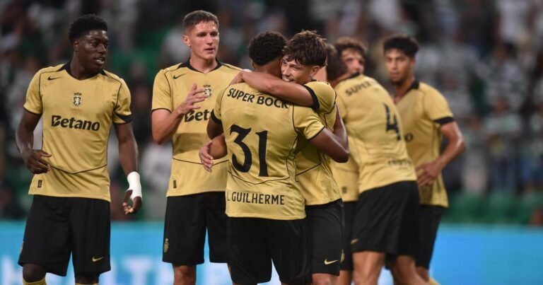 Se a 1.ª jornada fosse hoje o Sporting jogava assim (fotos)