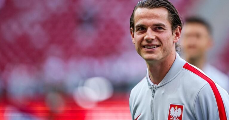 É oficial: Kaminski é do Benfica!