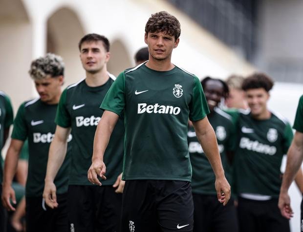 Sporting: Ibrahima Ba fez trabalho de ginásio e relvado