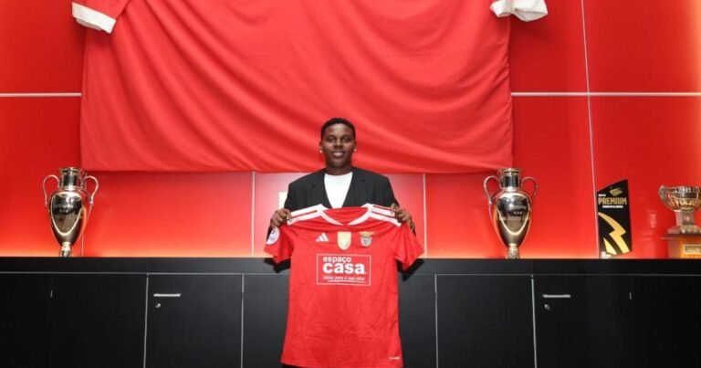 Oficial: Benfica contrata promessa nigeriana