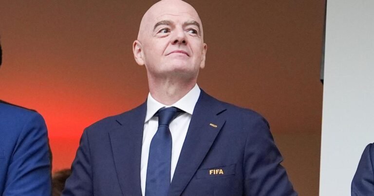 Apesar das polémicas, Infantino tem via aberta para vencer eleições da FIFA