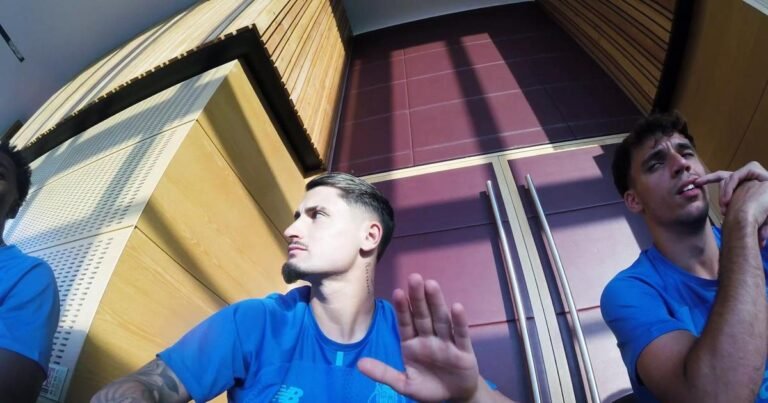 André Silva desafina e Granaas impressiona com guitarra: a praxe aos reforços do FC Porto