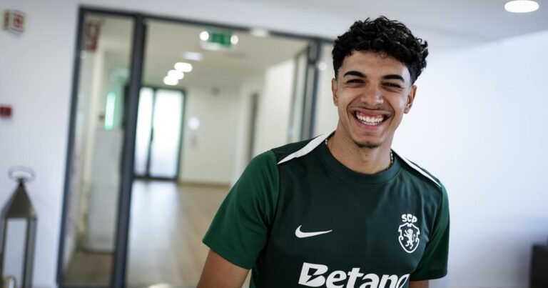 Sporting: João Simões volta ao fim da fila. E agora?