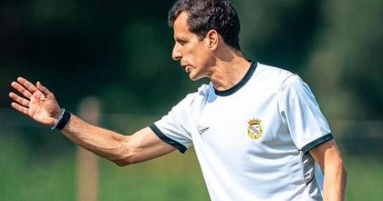 Sérgio Ferreira indica o caminho do sucesso ao plantel do Alverca