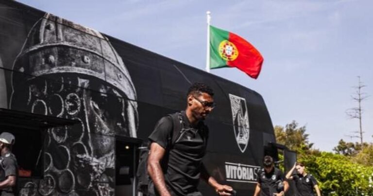 V. Guimarães-UD Leiria: jogo (pouco) amigável interrompido devido a desacatos