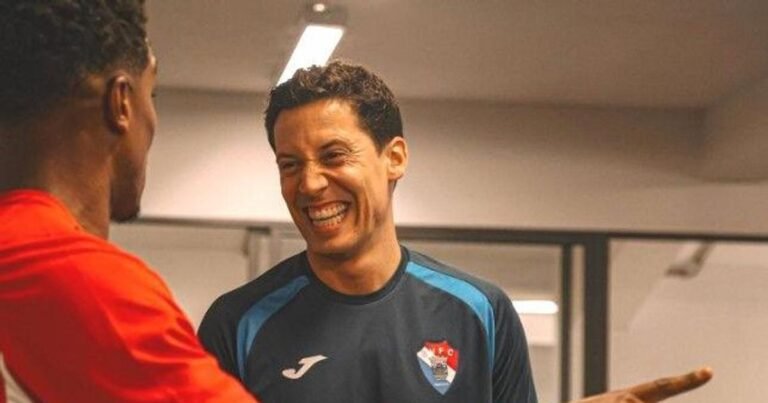 Luís Pinto pode ficar-se a 'rir' do Vitória de Guimarães