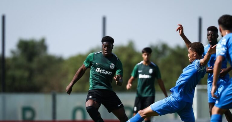Sporting vitorioso no primeiro teste, com reforço a marcar (fotos)
