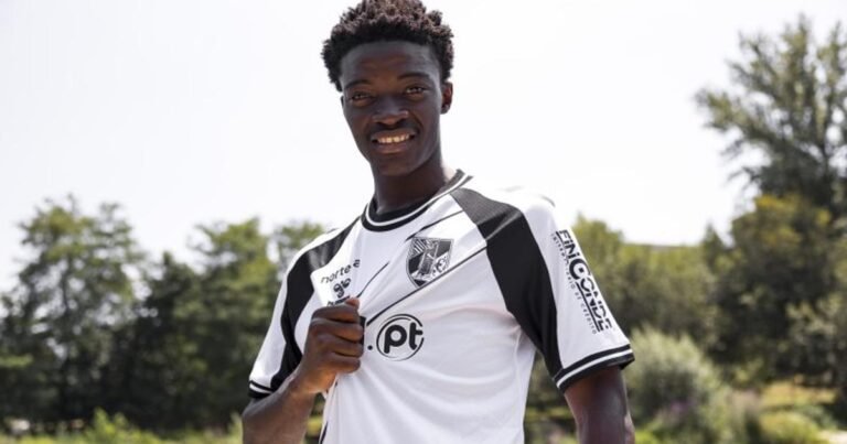 Vitória de Guimarães anuncia um reforço e cinco amigáveis