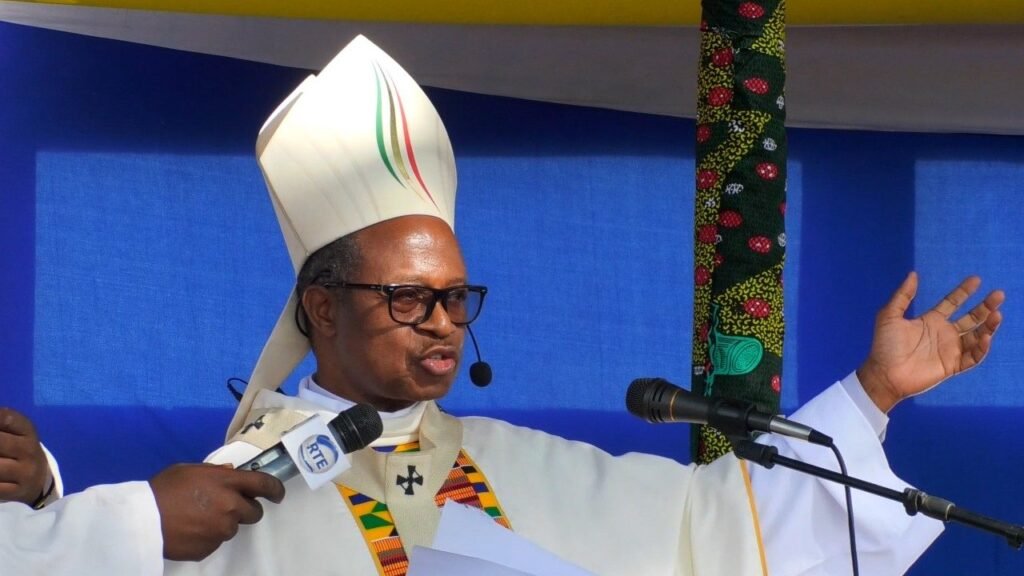 Moçambique - Dom Inácio Saúre: A Igreja não vai...