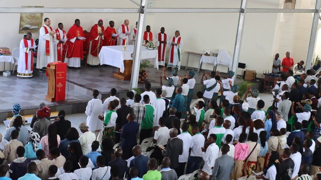 Moçambique - Dia do Catequista celebrado na Catedral da...