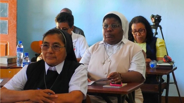 Superioras e Superiores de Congrega&ccedil;&otilde;es religiosas na sess&atilde;o de forma&ccedil;&atilde;o organizada pela CIRMO em Nampula