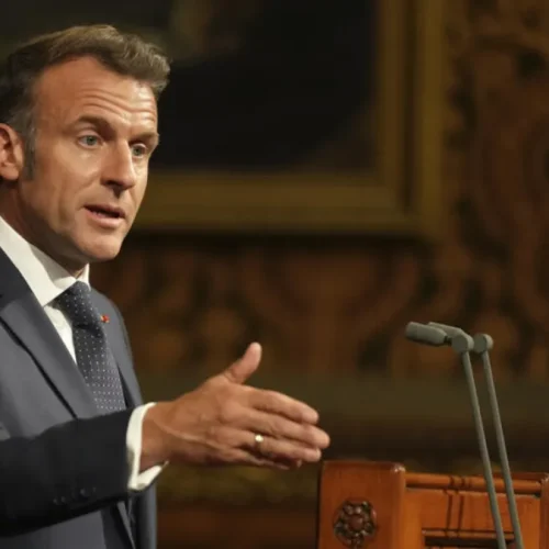 FRANÇA ACELERA GASTOS MILITARES PARA FAZER FACE À “AMEAÇA RUSSA” E REAFIRMAR LIDERANÇA NA EUROPA